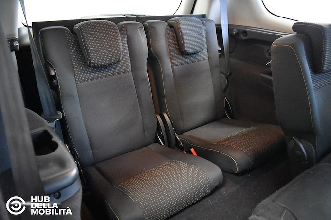 RENAULT Scénic 1.9 dCi 130CV Dynamique